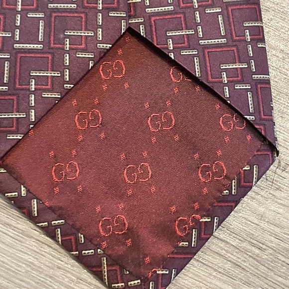 Gucci Mens Silk Tie Maroon Gold Made In Italy - Picture 7 of 9